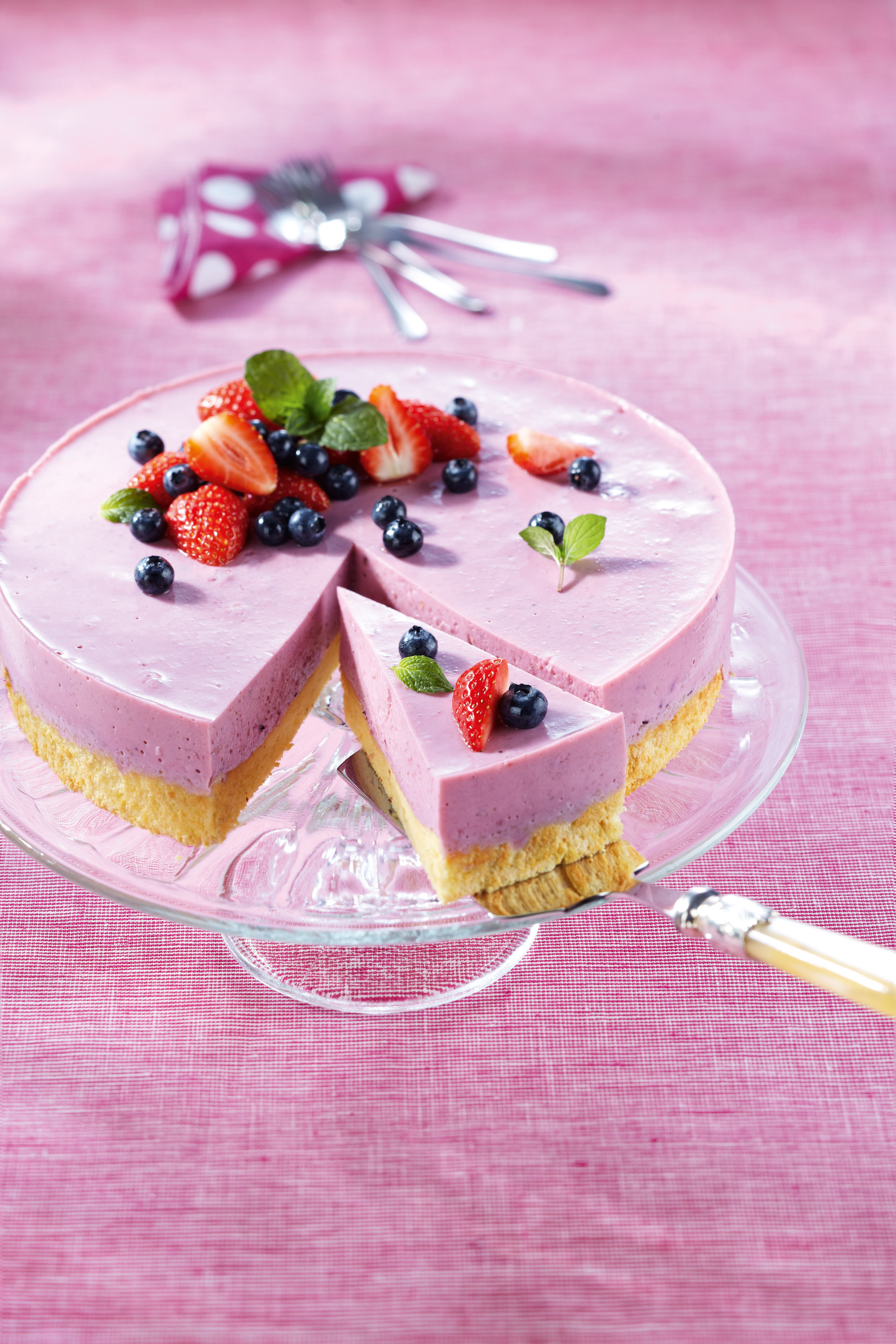 Joghurt-Beeren-Torte