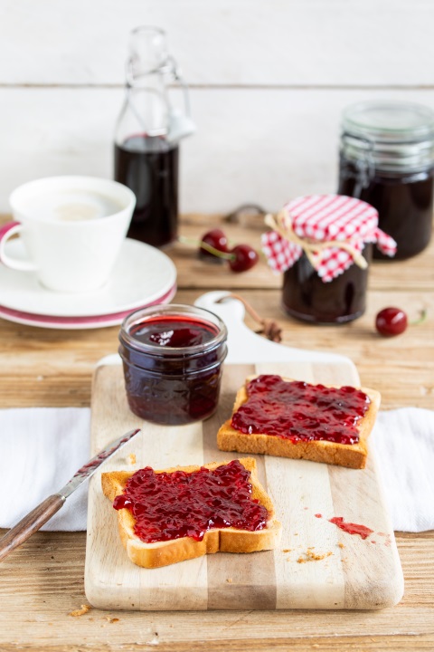 Kirsch-Cassis-Gelee Kirsch-Cassis-Gelee